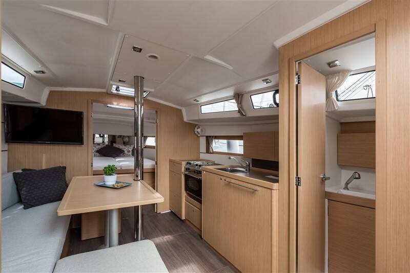 Oceanis 38.1  | Majano