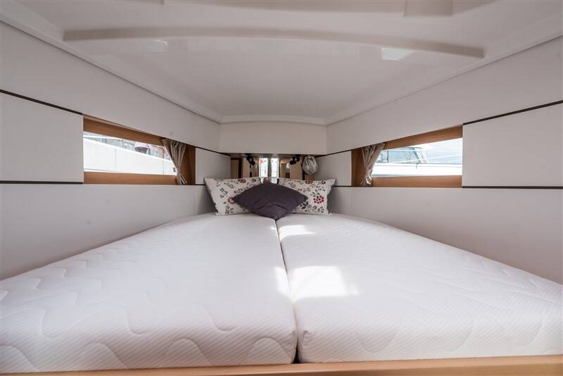 Oceanis 38.1  | Majano