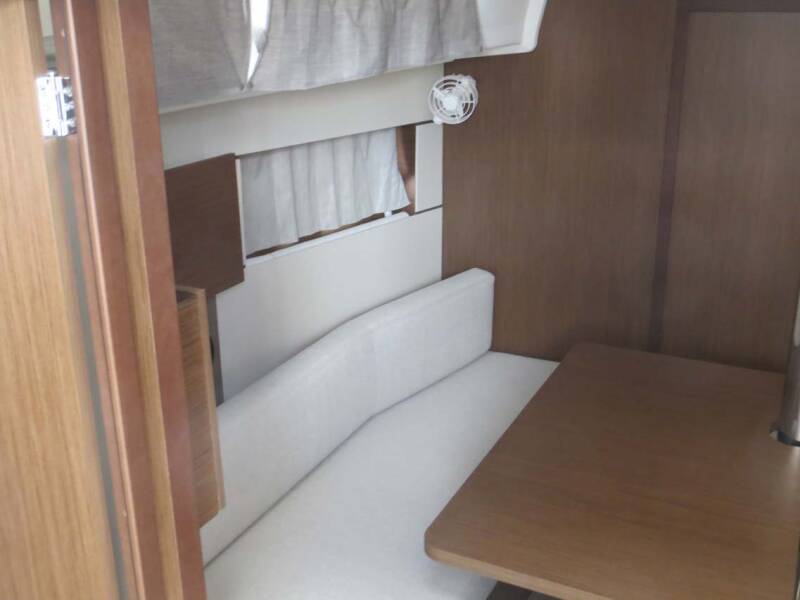 Oceanis 38.1 | Eleven