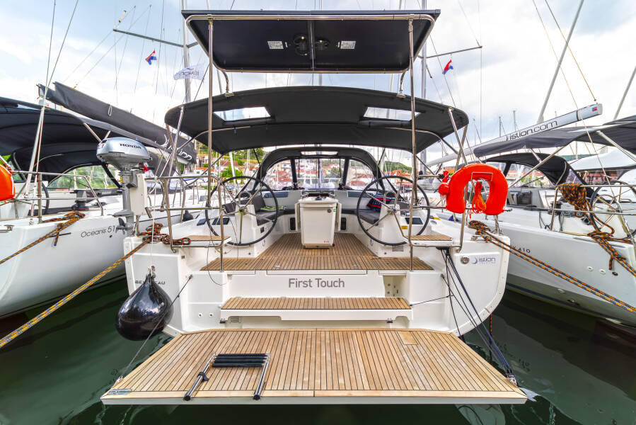 Oceanis 40.1 | First Touch