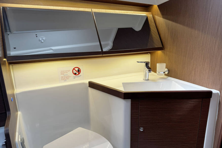 Oceanis 40.1 | Bruna