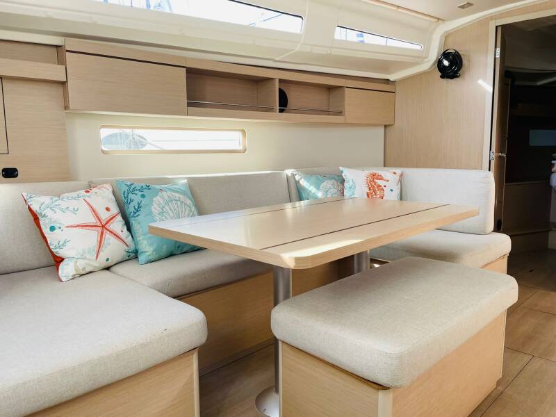 Oceanis 40.1  | Naomi