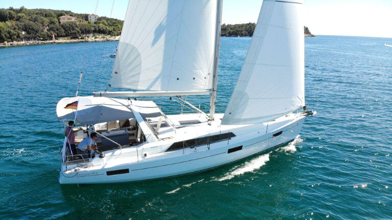 Oceanis 41.1  | Pauline