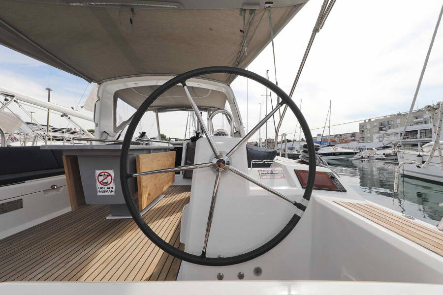 Oceanis 41.1  | ECONOMY