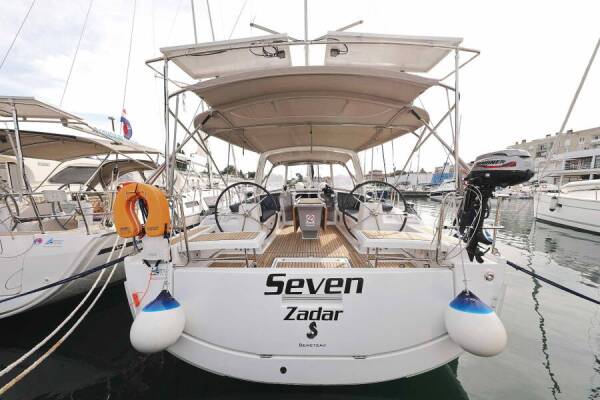 Oceanis 41.1 | Seven
