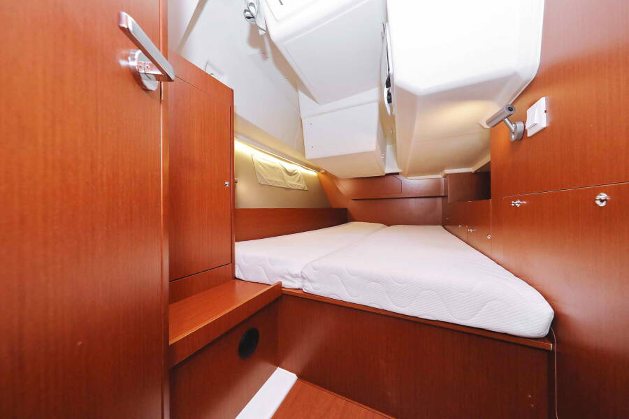 Oceanis 41.1 | Seven