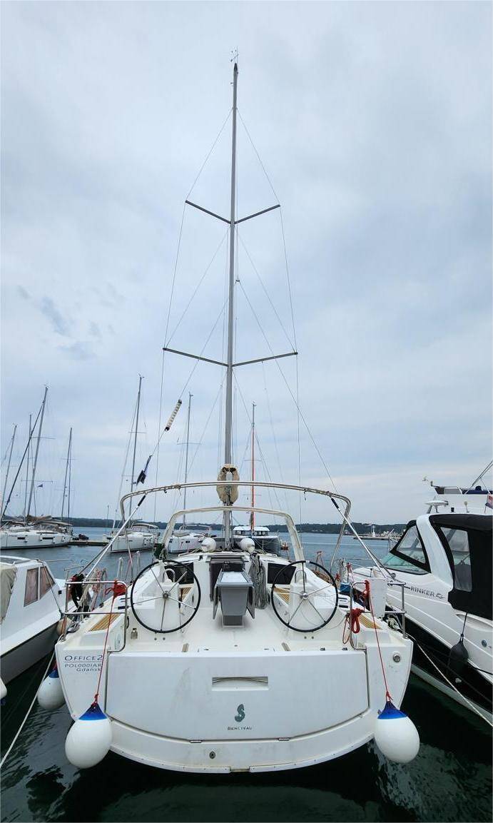 Oceanis 41.1 | Office 2