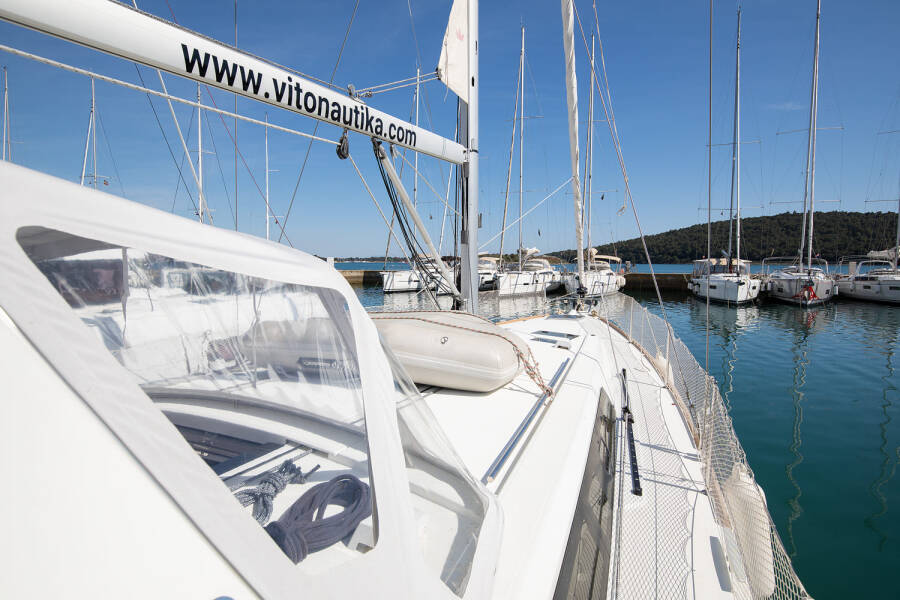 Oceanis 45  | Mare Aeolos
