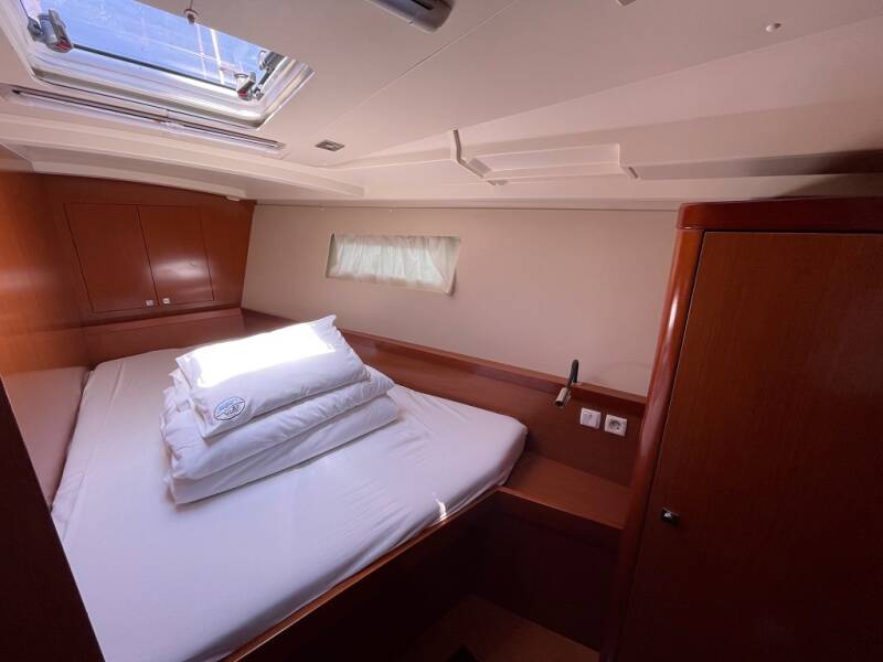 Oceanis 45  | Golden Dreams