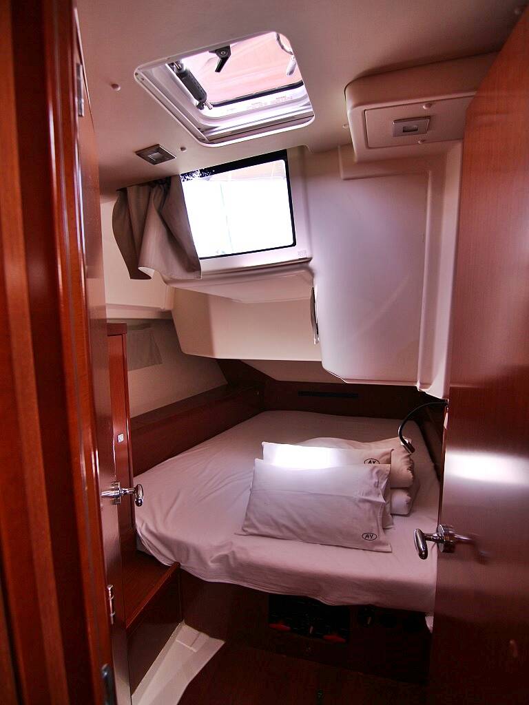 Oceanis 45  | Golden Dreams
