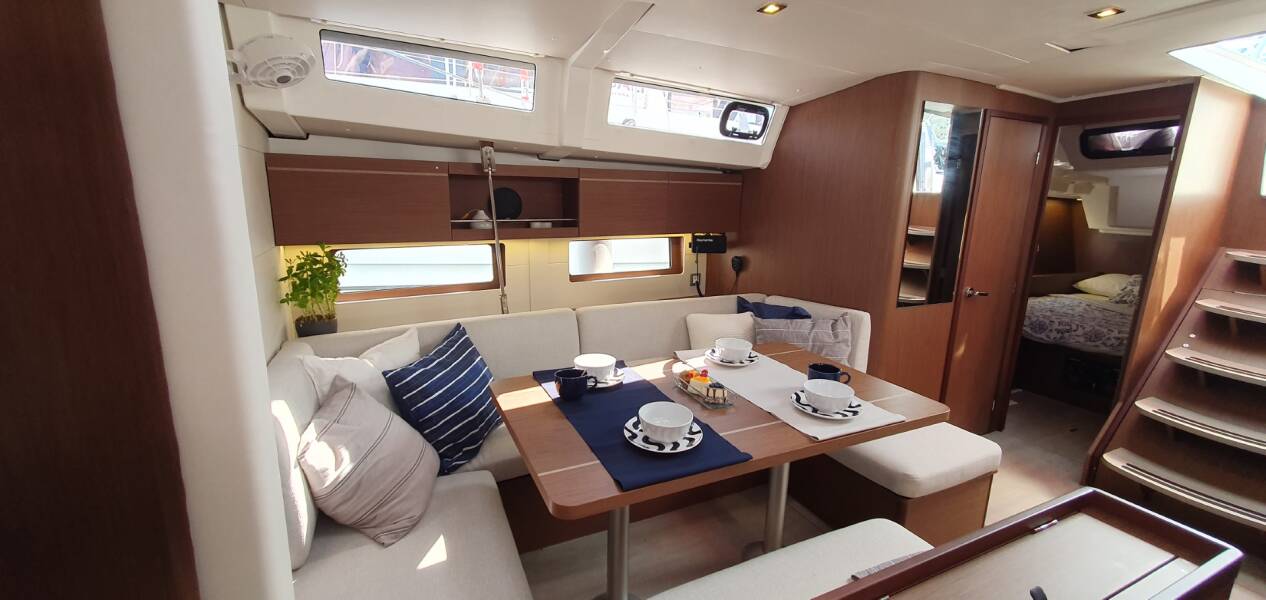 Oceanis 46.1 | Dommie