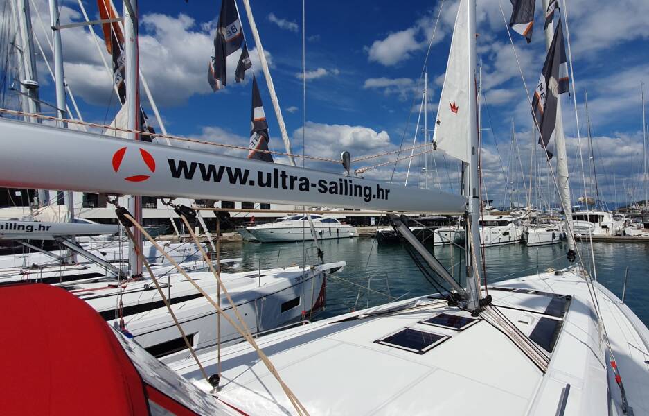 Oceanis 46.1  | Ivy