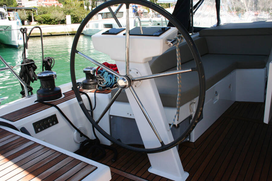 Oceanis 46.1  | Röde Orm