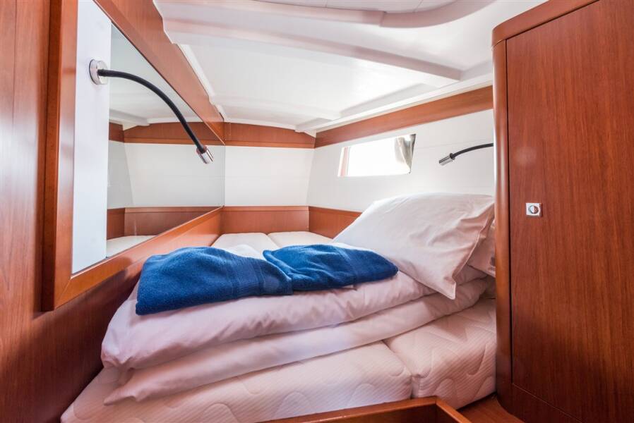 Oceanis 48  | Flou
