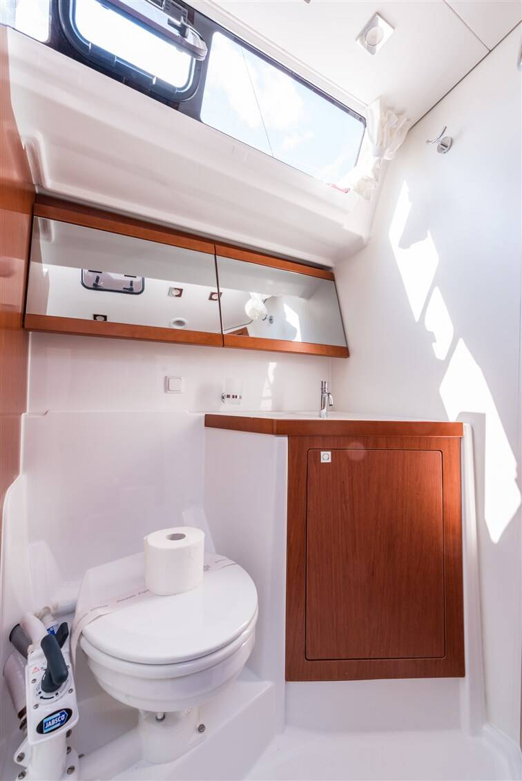 Oceanis 48  | Flou