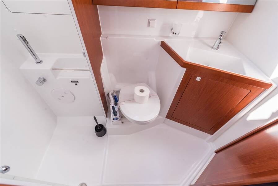 Oceanis 48  | Flou