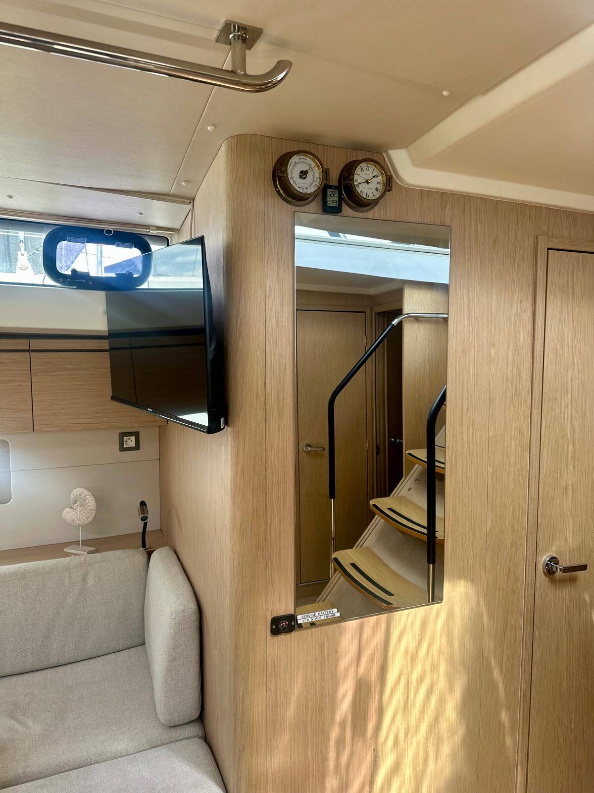 Oceanis 51.1 | Full Moon