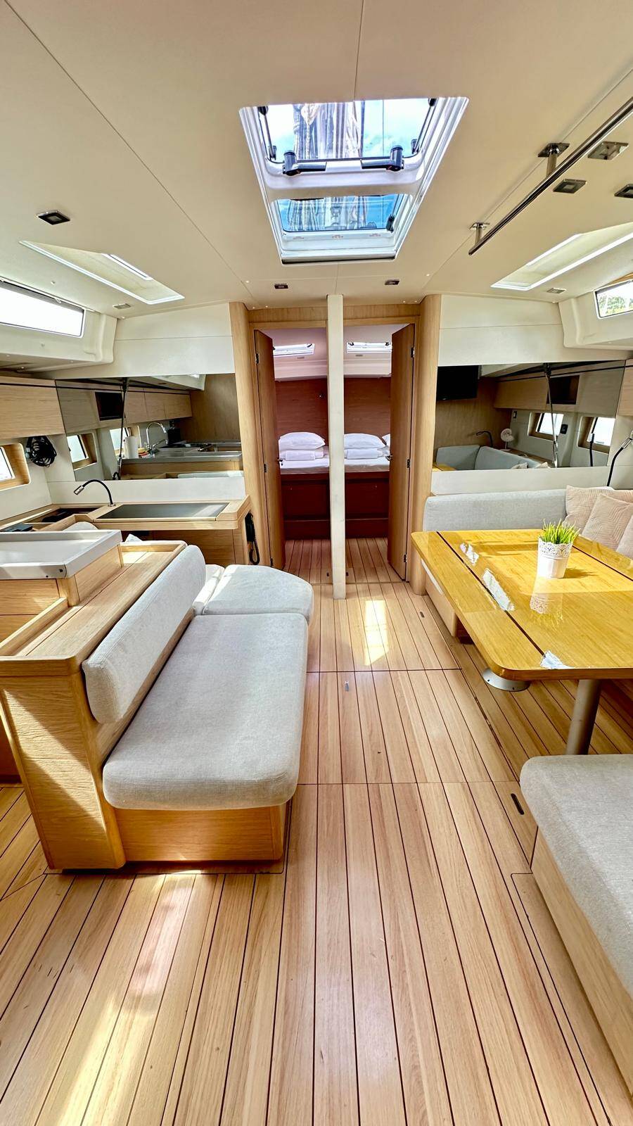 Oceanis 51.1 | Full Moon