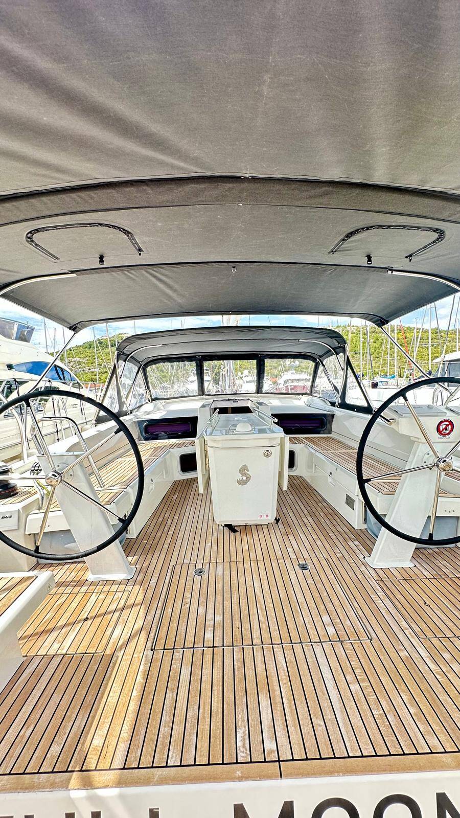 Oceanis 51.1 | Full Moon