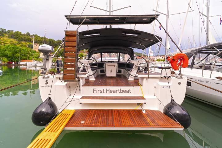 Oceanis 51.1  | First Heartbeat