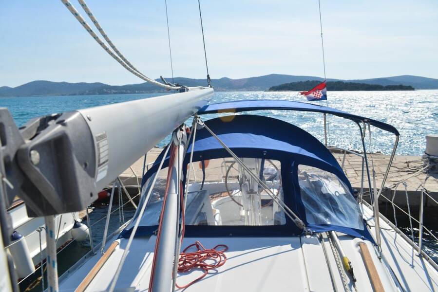 Oceanis Clipper 323  | Despina