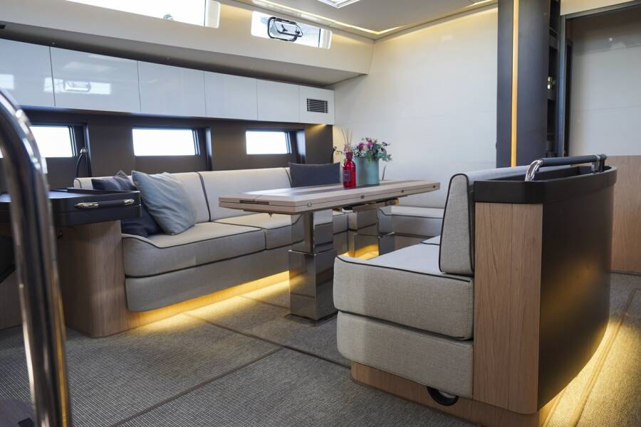 Oceanis Yacht 62  | Onyx