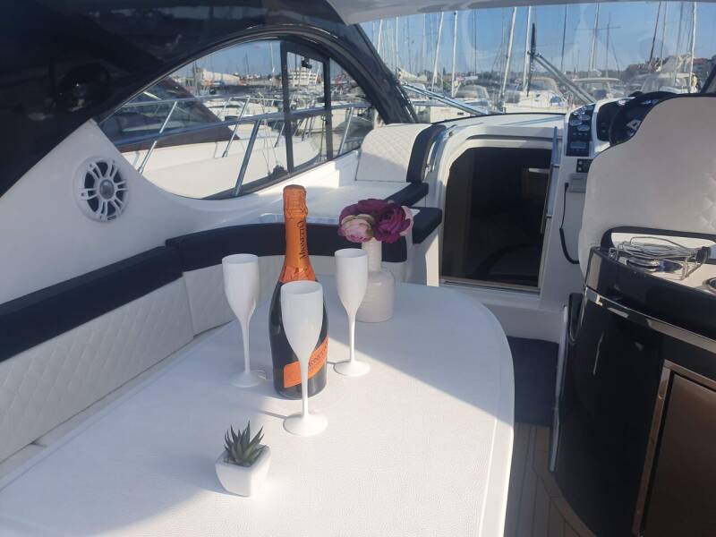 Pearlsea 31 Hard Top  | Aero