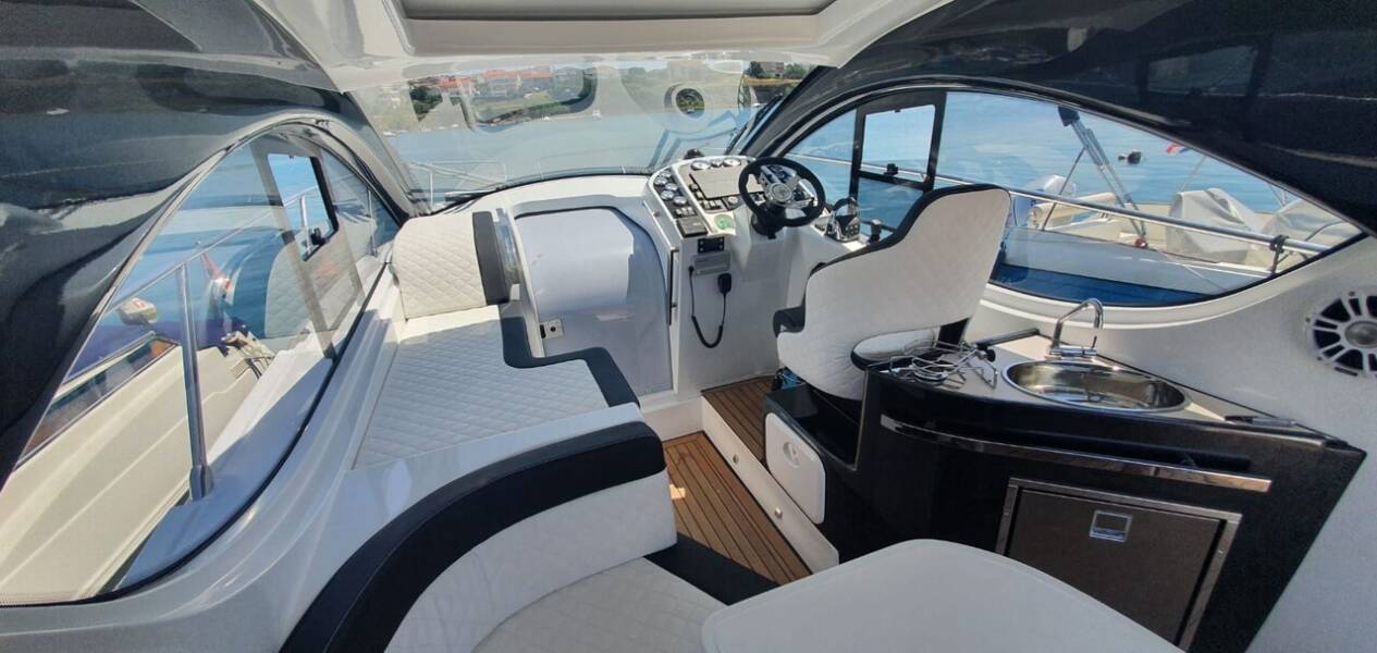 Pearlsea 31 Hard Top  | Aero