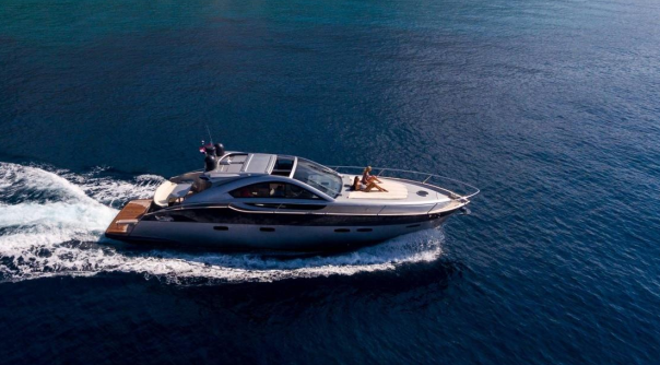 Pearlsea 56 Coupe  | Silver Arrow