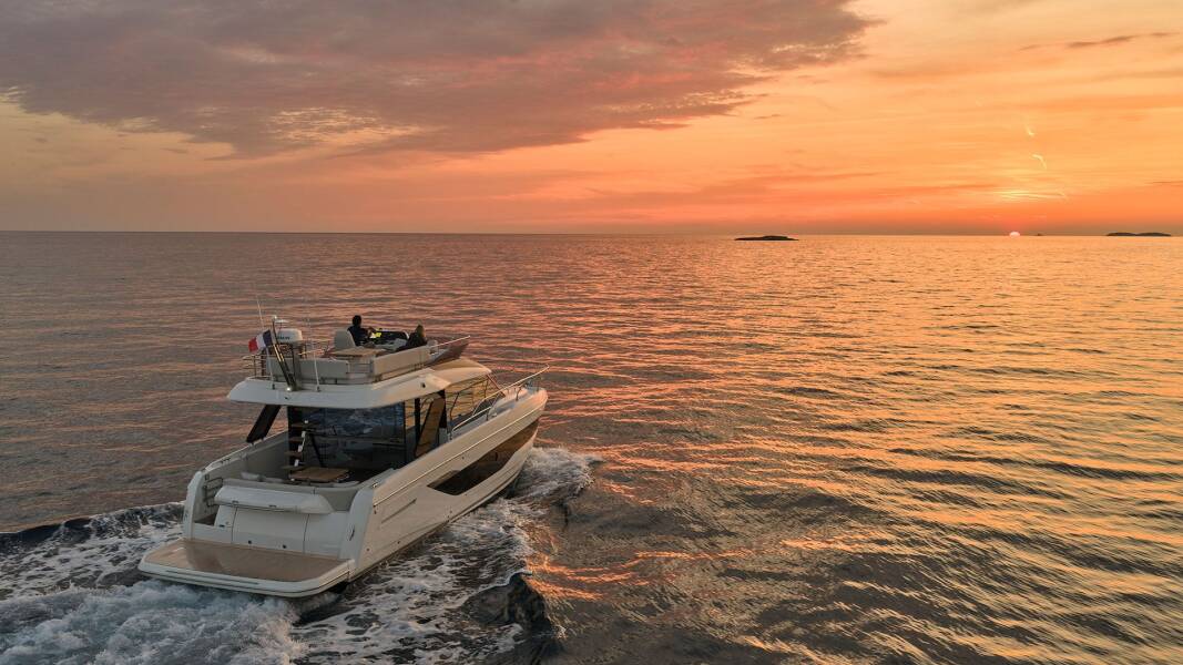 Prestige F4.3 | Mr. 77