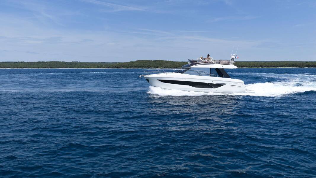 Prestige F4.3 | Mr. 77