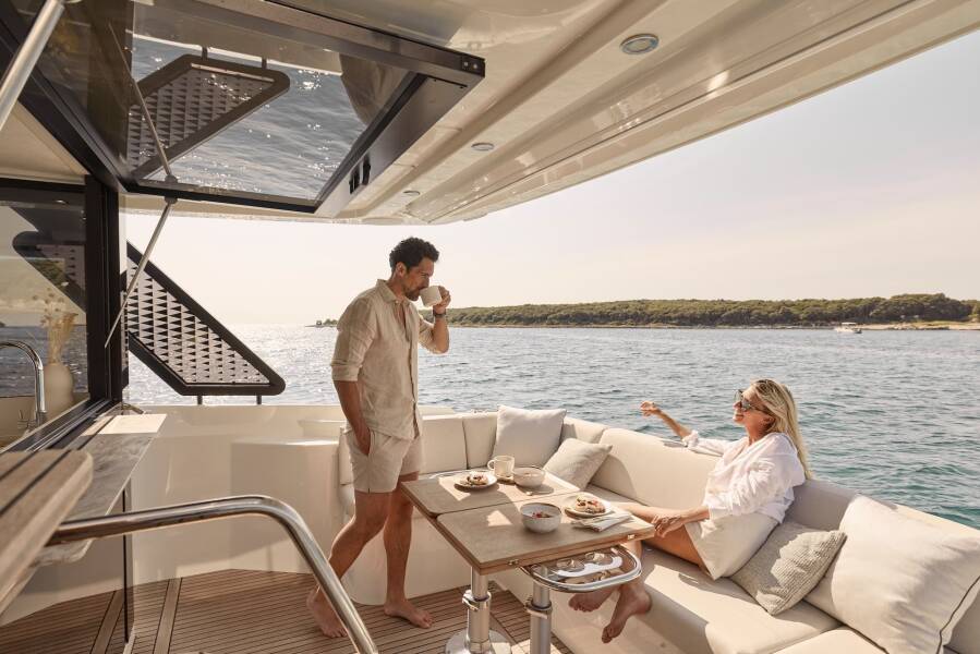 Prestige F4.3 | Mr. 77