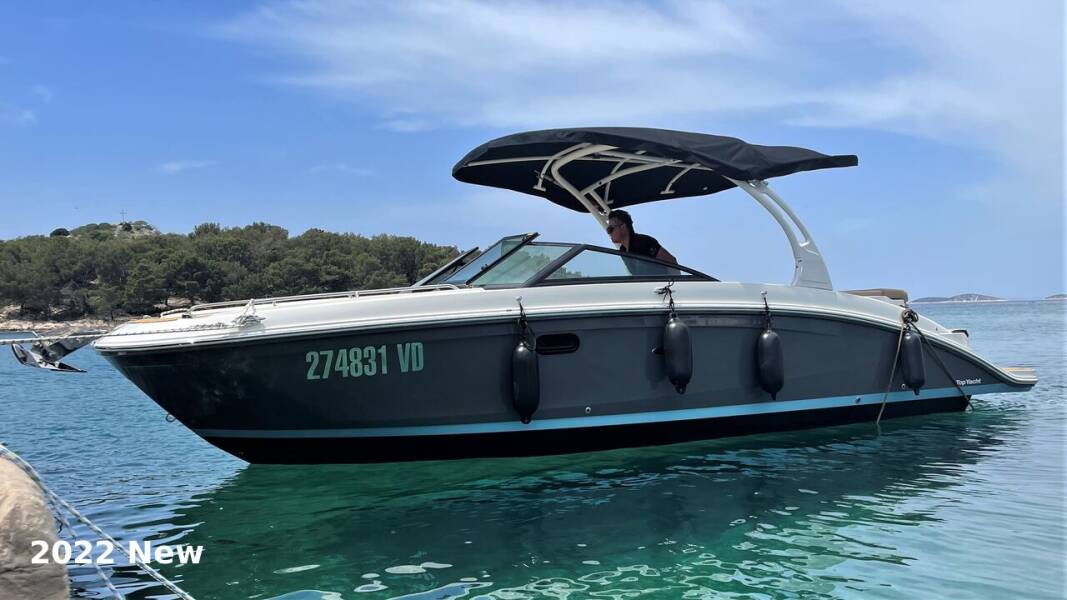 Sea Ray SDX 270 Pepperoni Motor boat for rent in Croatia