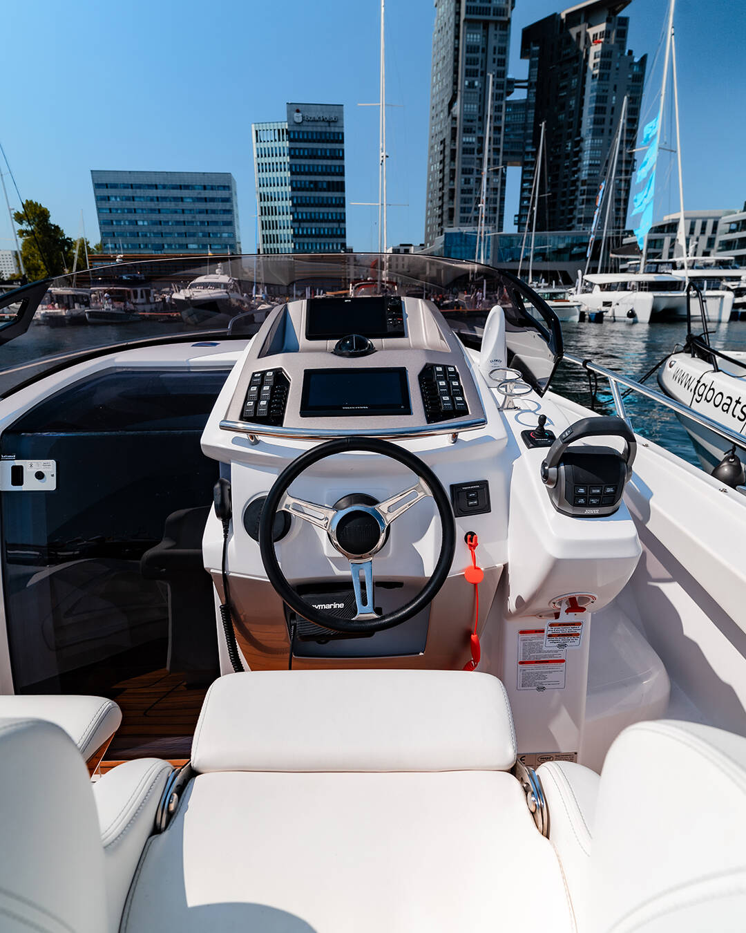 Sessa Key Largo 27 | Capricorn