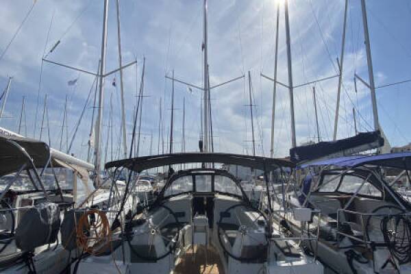 Sun Odyssey 349