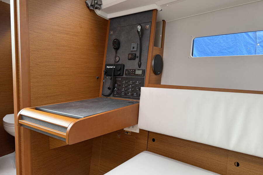 Sun Odyssey 349 | Serineh