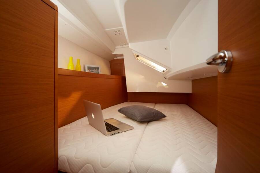 Sun Odyssey 349 | Adria Moon