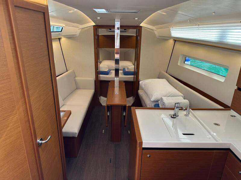 Sun Odyssey 350  | Star Kiss