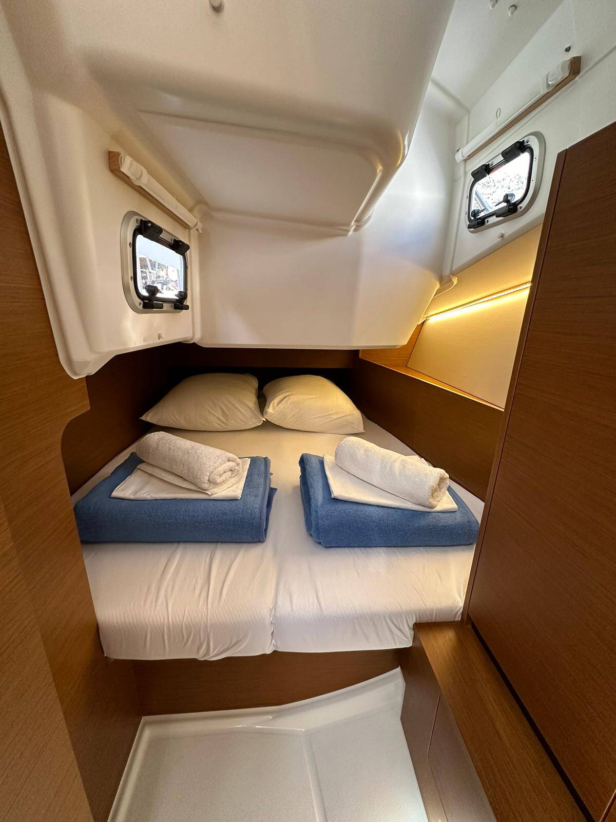 Sun Odyssey 350  | Star Kiss