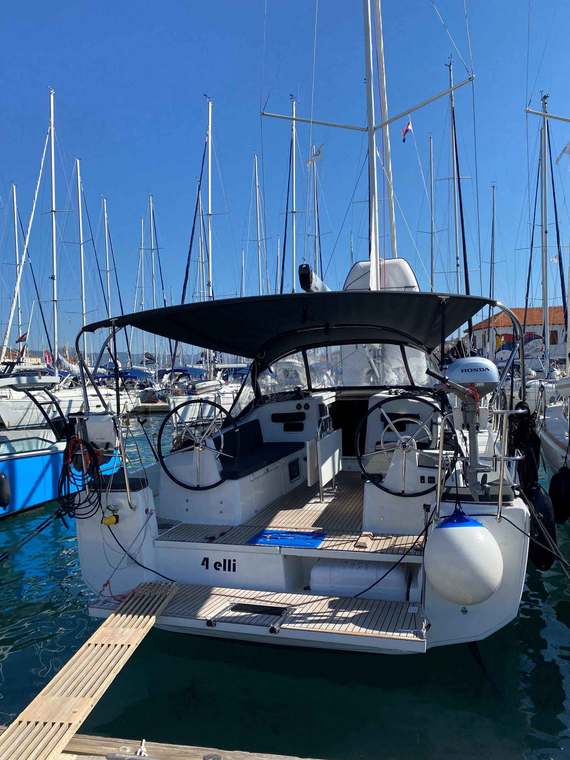 Sun Odyssey 380  | 4 elli