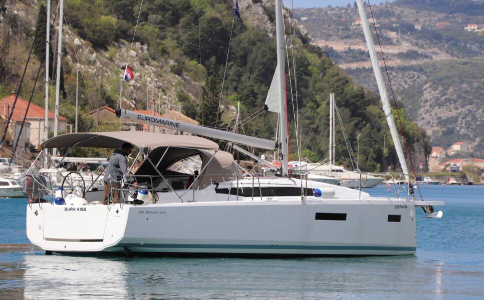 Sun Odyssey 380  | Bura Kiss