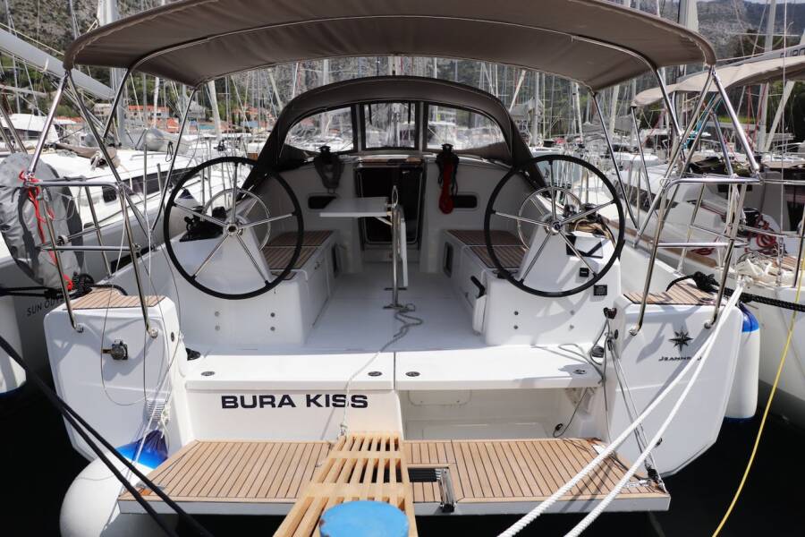 Sun Odyssey 380  | Bura Kiss