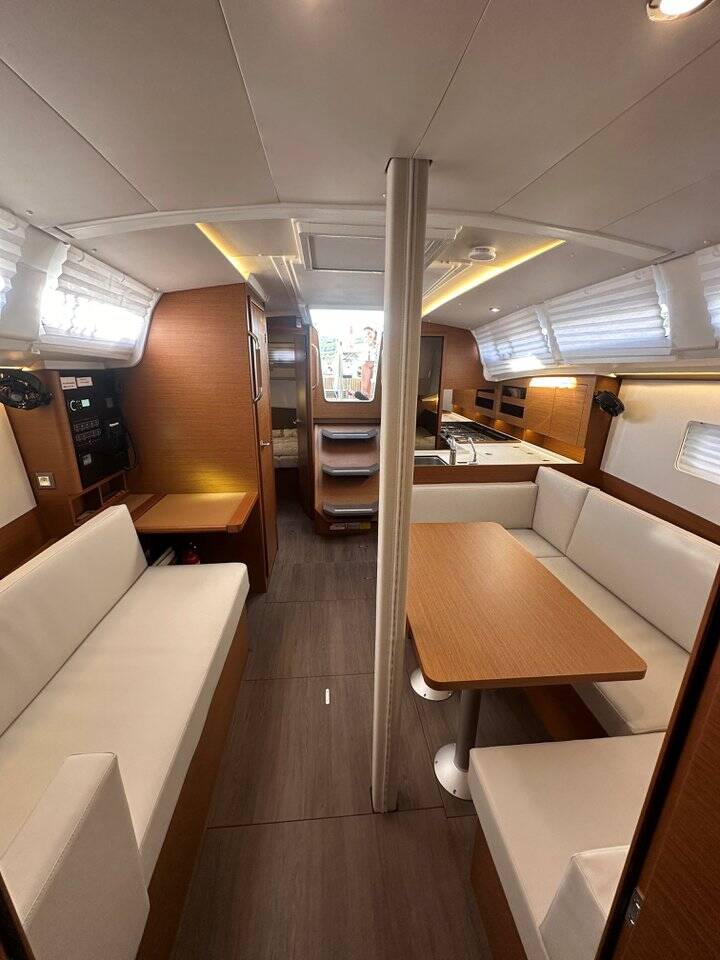 Sun Odyssey 380  | Princess Tia