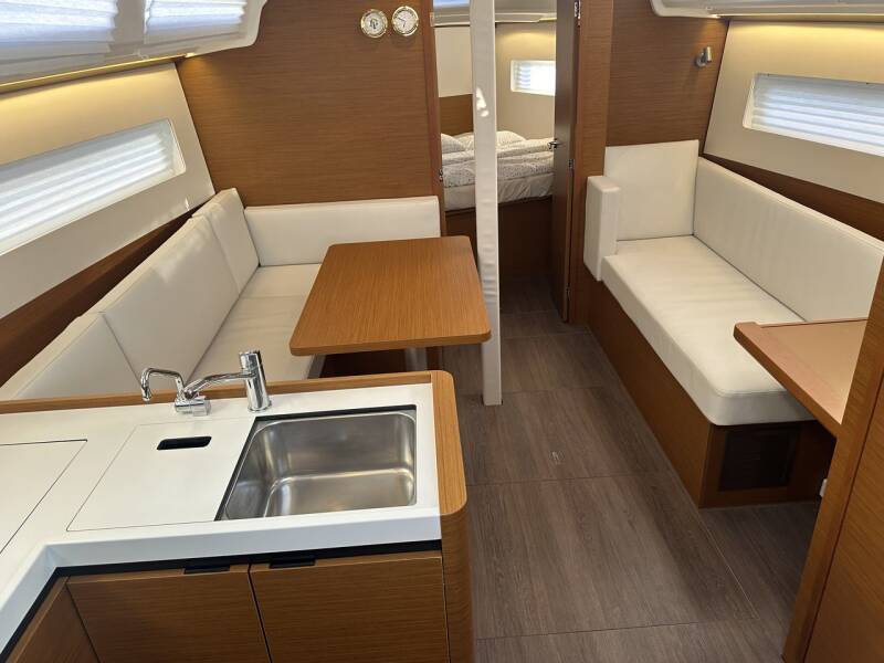 Sun Odyssey 380  | Princess Tia