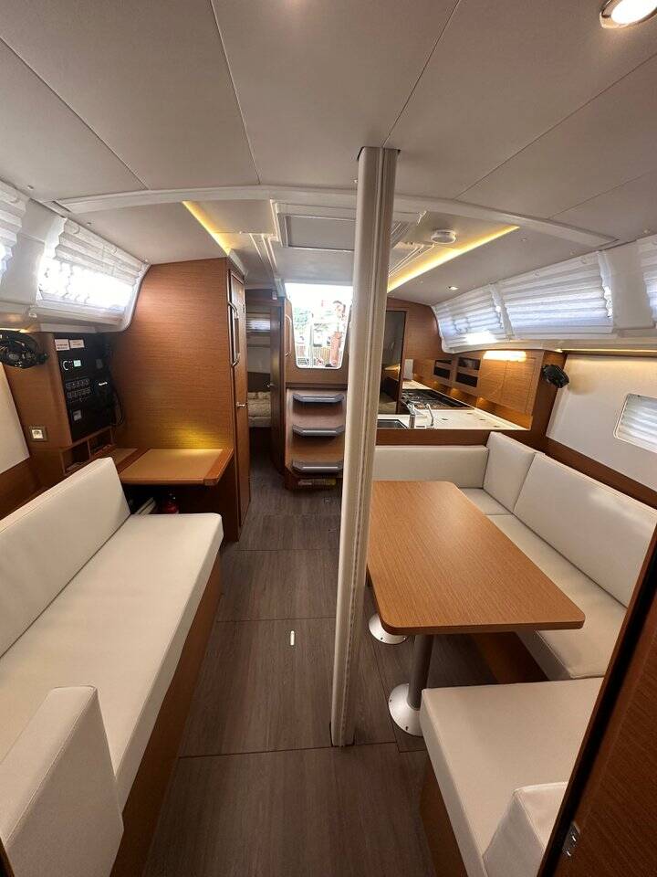Sun Odyssey 380  | Princess Tia