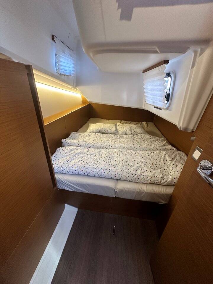 Sun Odyssey 380  | Princess Tia