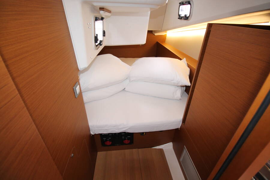 Sun Odyssey 380  | Aurora