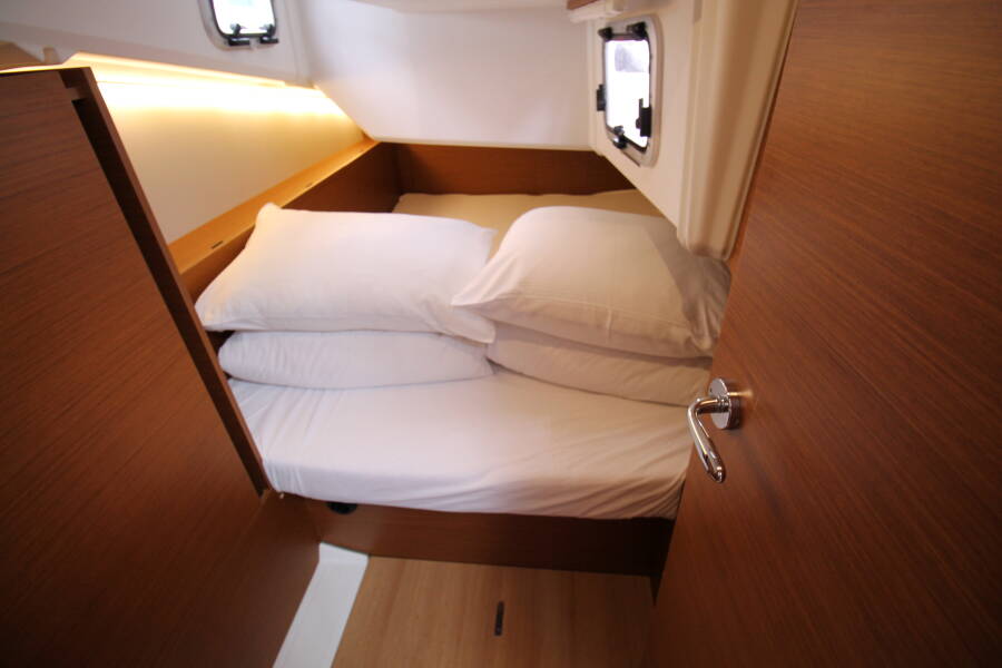 Sun Odyssey 380  | Aurora