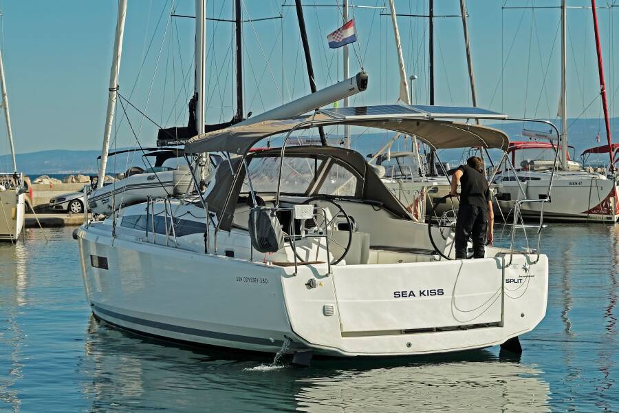 Sun Odyssey 380  | Sea Kiss