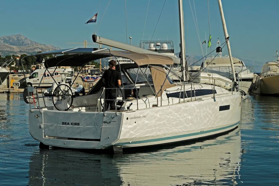 Sun Odyssey 380  | Sea Kiss